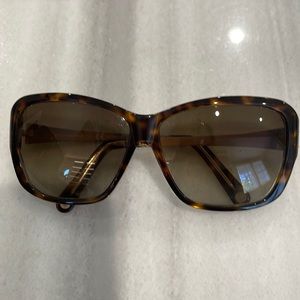 Tory Burch Tortoise shell sunglasses: Pre-owned